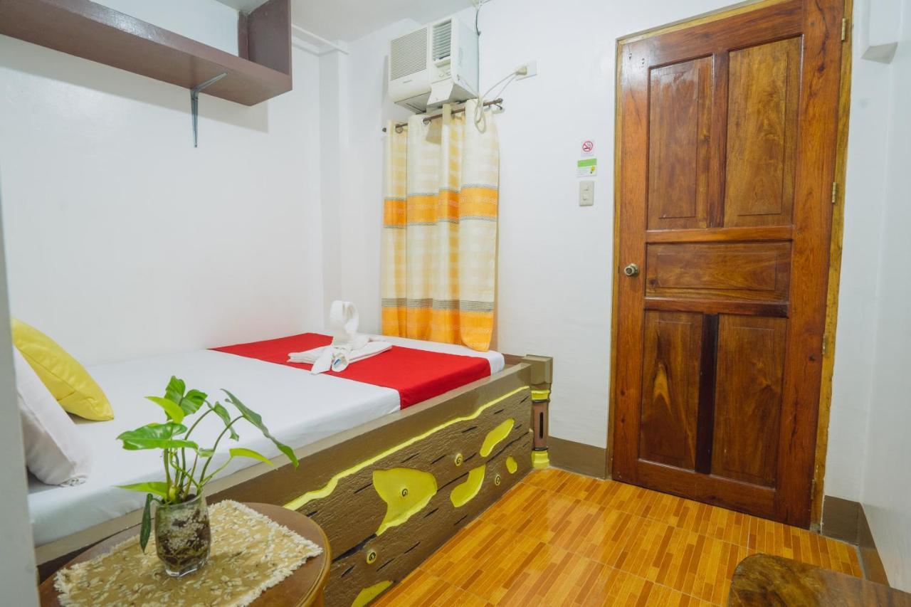 Jorge Transient House Hotel Coron Kültér fotó